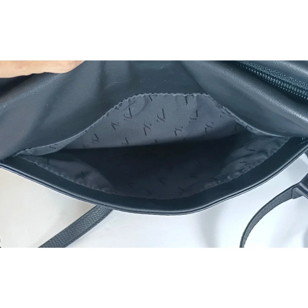 Simply Vera Vera Wang Black Crossbody Bag Faux Leather Adjustable Strap